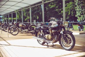 Una MV Agusta 600 4 cilindri esposta nel Concorso d'Eleganza di Villa d'Este per le moto storiche e d'epoca