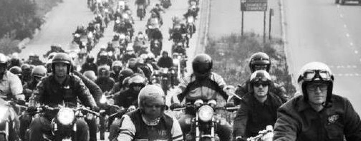 2014.08.29-motociclista-sgamato